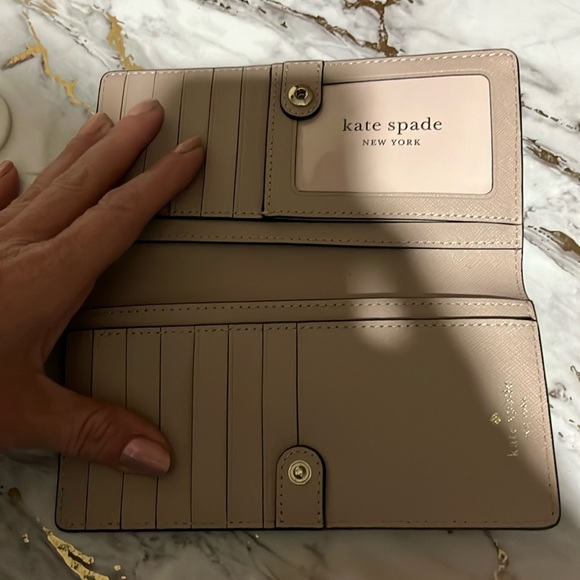 NWT Black Kate Spade ♠️ Wallet - Picture 2 of 3